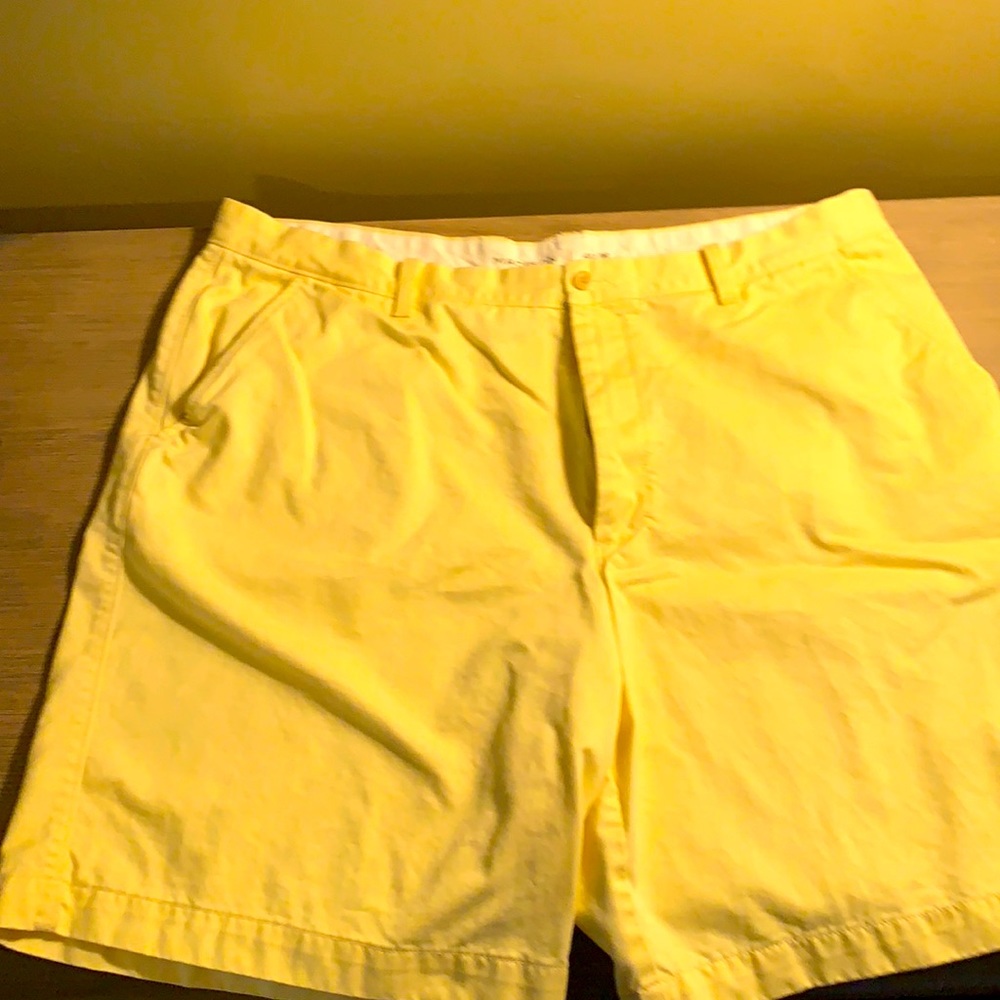 Madison size 40 shorts. Like new